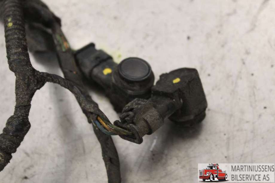 Parkeringssensor bak til Ford Focus 2011-2014 (Type III, Fase 1)  (FORD||AM5T-15K859-AAW)