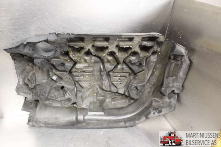 Motordeksel over motor til Volvo V70 2007-2013 (Type III, Fase 1)  (VOLVO||31293028)