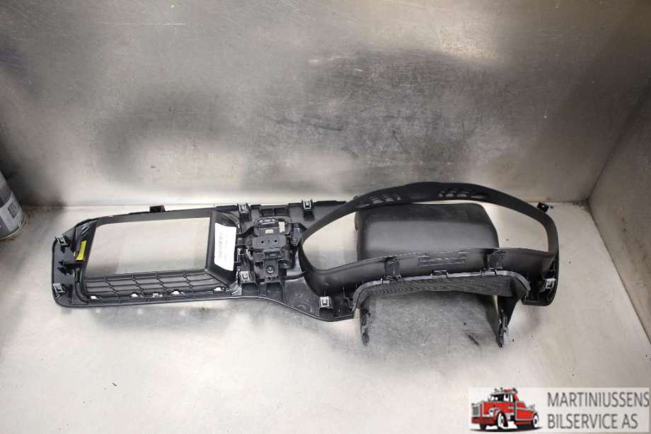 Diverse deler til Volvo V40 2012-2019  (VOLVO||31393363)