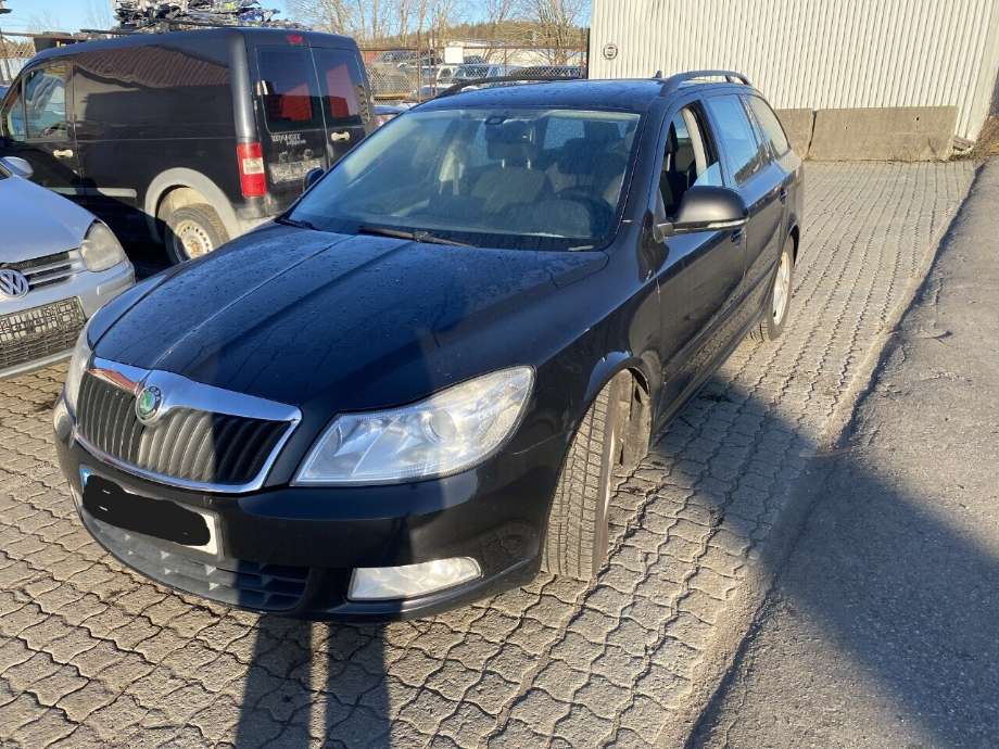Skjerm venstre foran til Škoda Octavia, 2009-2013 (Type II, Fase 2) (SKODA|)