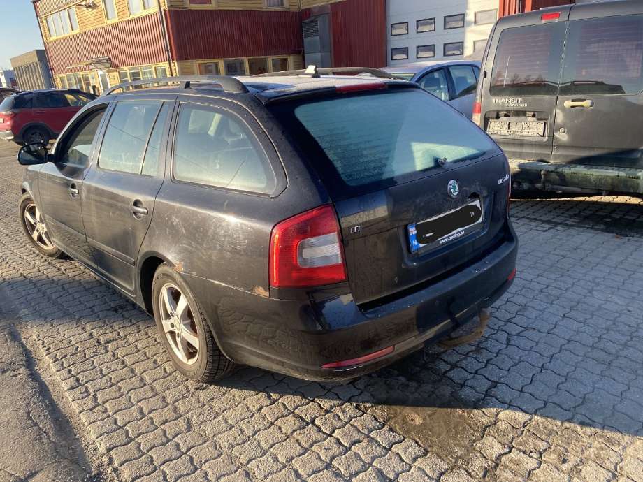 Støtfanger bak til Škoda Octavia 2009-2013 (Type II, Fase 2)  (SKODA|)