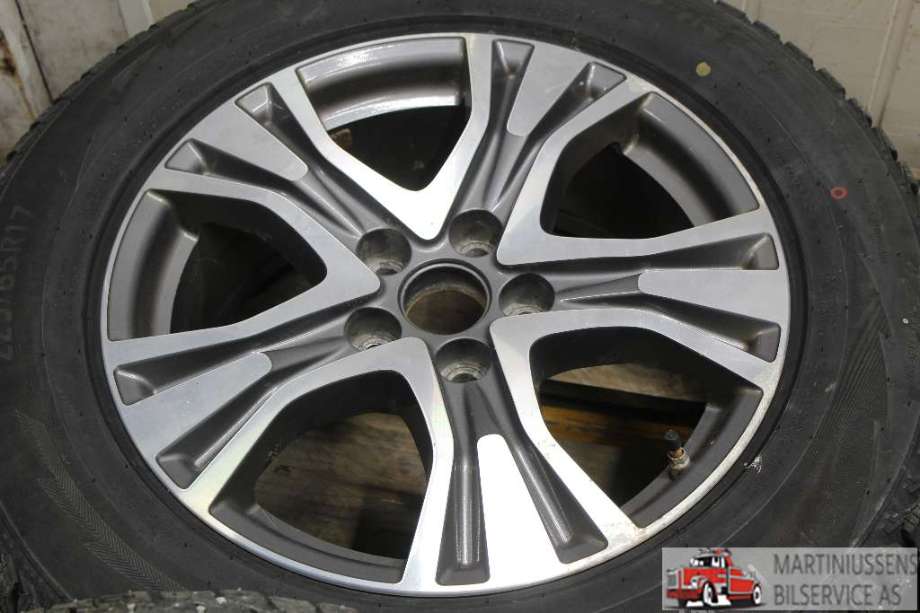 Felgsett aluminium til Toyota RAV4 2013-2015 (Type IV, Fase 1)  (TOYOTA|3;5X114|7X17 ET 39|)