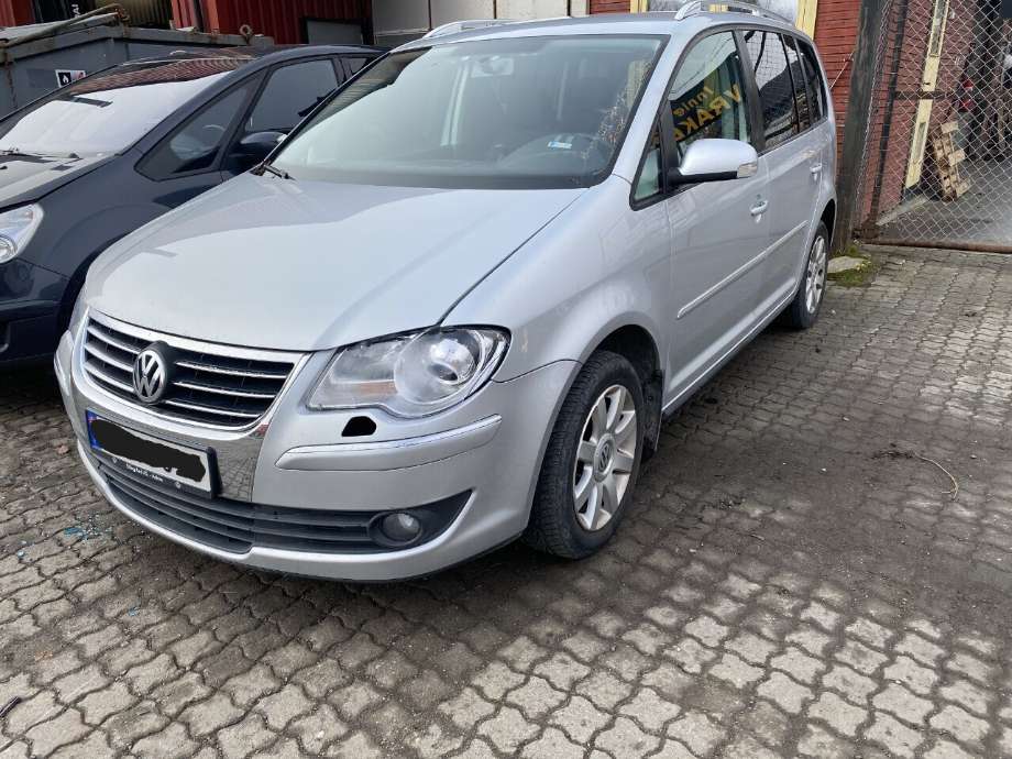 Støtfanger foran til VW Touran, 2007-2010 (Type I, Fase 2)  (VOLKSWAGEN|)