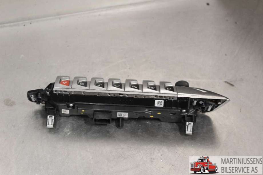 Bryter diverse til Peugeot 5008 2017-->> (Type II)  (PEUGEOT||98249154DX)
