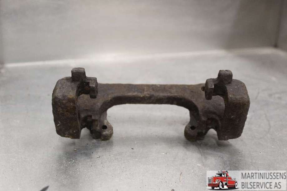 Bremsecaliper brakett til Volvo V70 2007-2013 (Type III, Fase 1)  (VOLVO|)