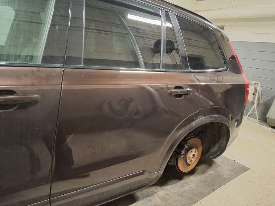 Dør venstre bak til Volvo XC90, 2015-2025 (Type II)  (VOLVO|)