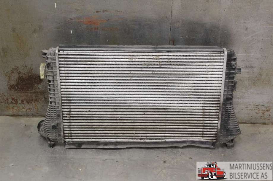 Intercooler til VW Golf VI 2008-2012  (VOLKSWAGEN||1K0 145 803 BN)