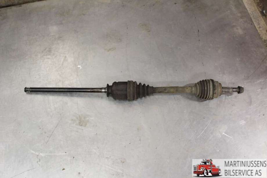 Drivaksel høyre foran til Toyota RAV4, 2000-2006 (Type II)  (TOYOTA|)