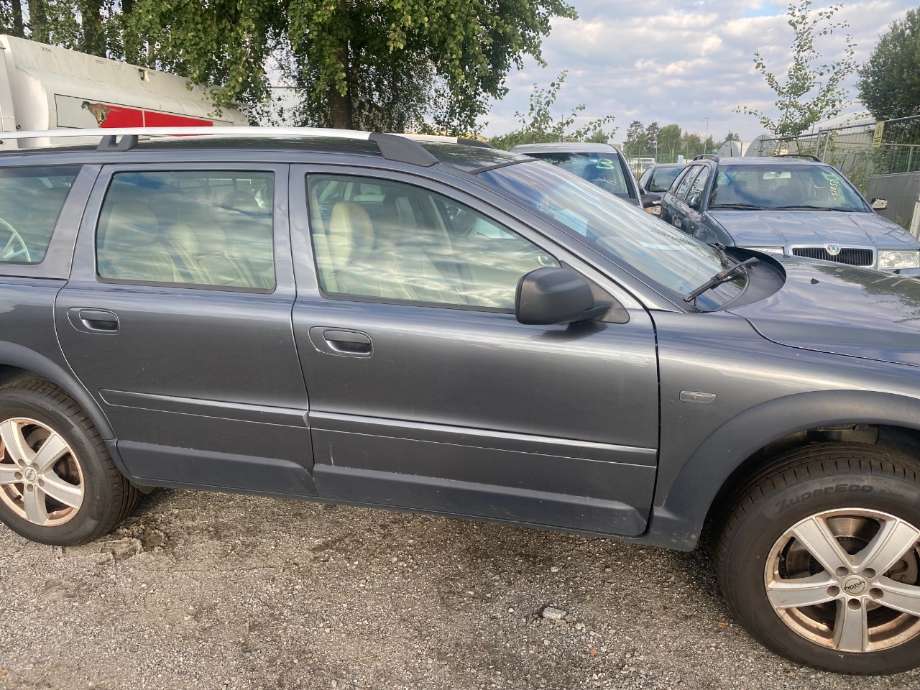 Dør høyre bak til Volvo XC70, 2005-2007 (Type I, Fase 2)  (VOLVO*|)