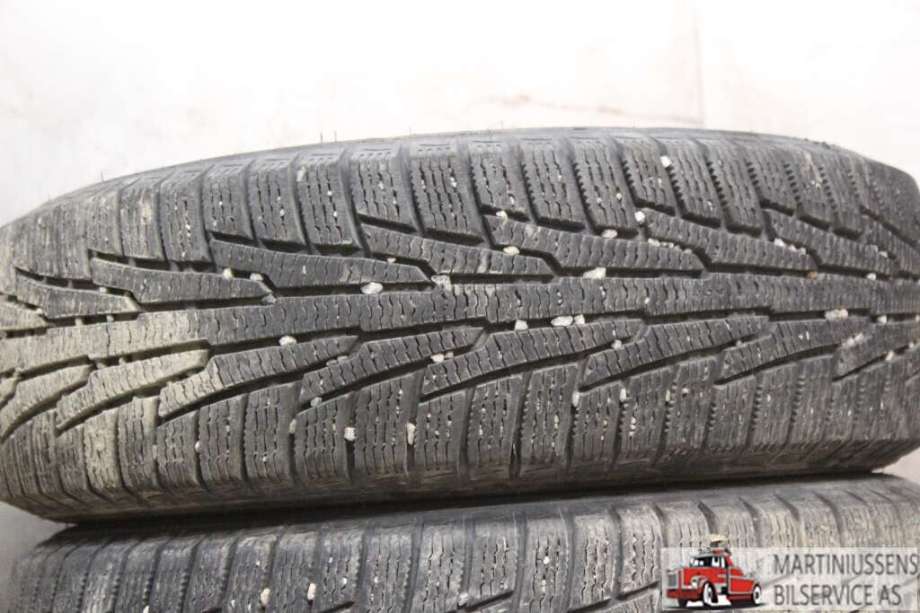 Dekk til Annet Dekk vinter piggfri 0-->>  (NORDMAN RS2|-8MM|NOKIAN)