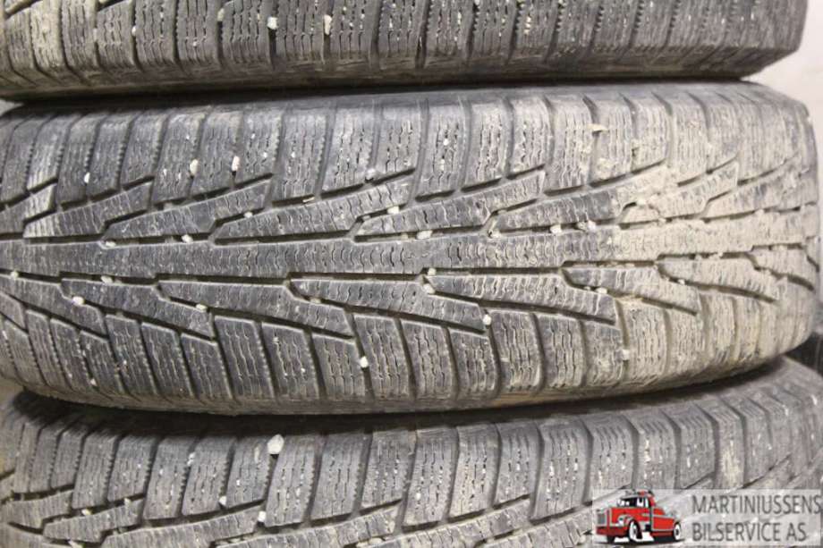 Dekk til Annet Dekk vinter piggfri 0-->>  (NORDMAN RS2|-8MM|NOKIAN)