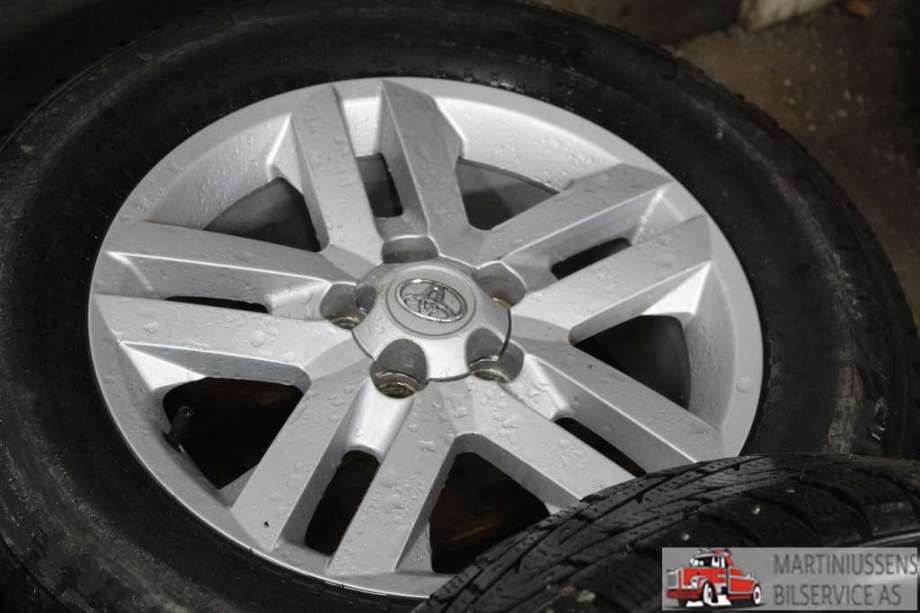 Felgsett aluminium til Toyota RAV4 2006-2009 (Type III, Fase 1) (TOYOTA||7X17 ET45)