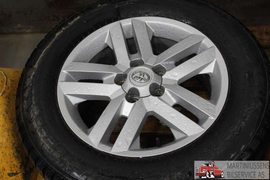 Felgsett aluminium til Toyota RAV4 2006-2009 (Type III, Fase 1) (TOYOTA||7X17 ET45)