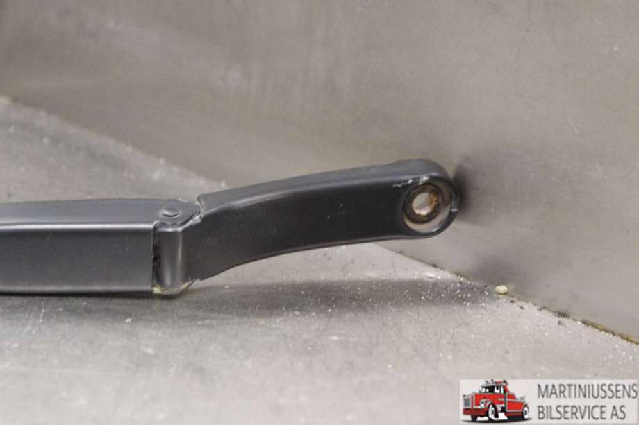 Viskerarmer frontrute til VW Touran 2007-2010 (Type I, Fase 2)  (VOLKSWAGEN||2K1 955 410 A)