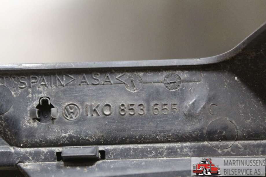 Grill til VW Golf V, Combi 2003-2008  (VOLKSWAGEN||IK0 853 655)