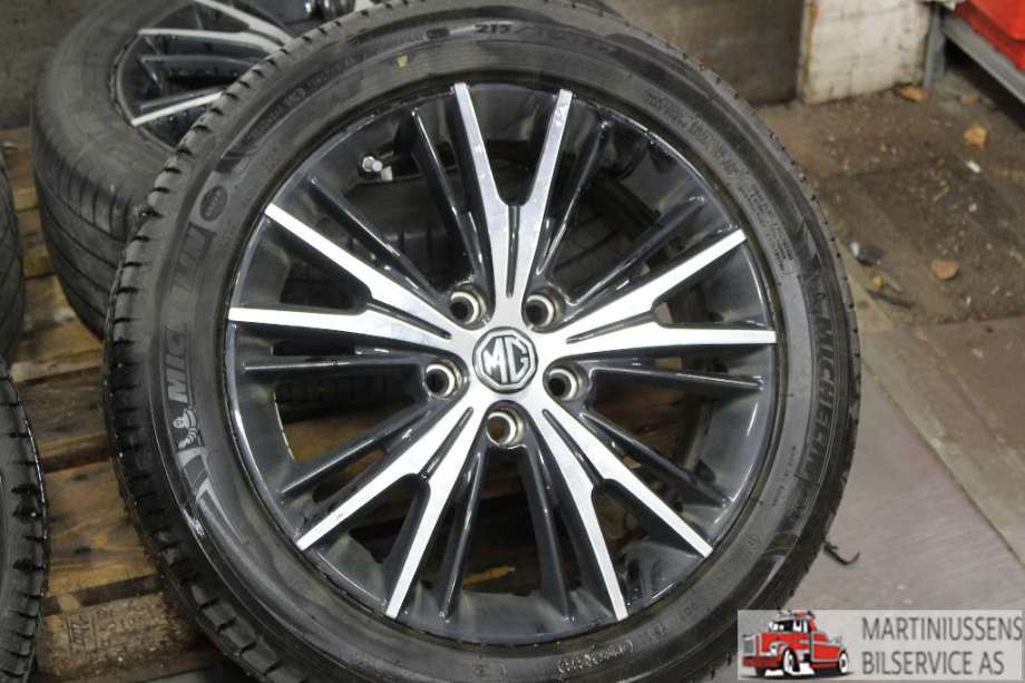 Felgsett aluminium til MG MG5 2022-->> (MG||17X7 ET45)