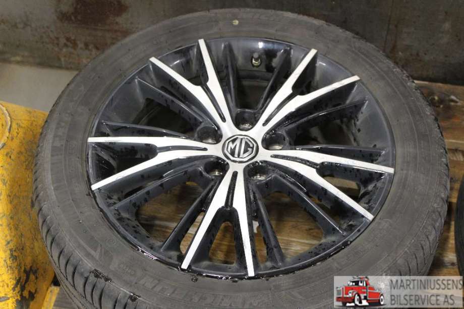 Felgsett aluminium til MG MG5 2022-->> (MG||17X7 ET45)