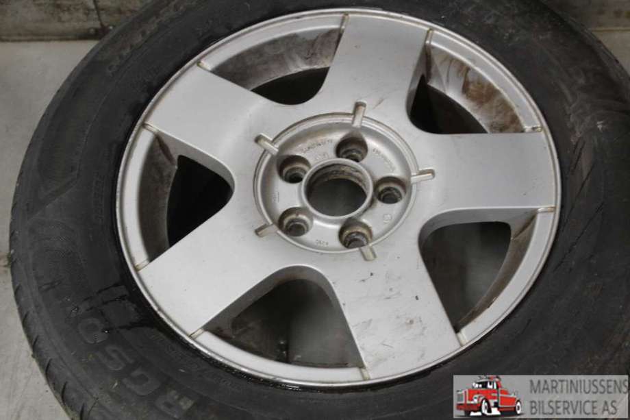Felgsett aluminium til VW Golf IV 1998-2003  (VOLKSWAGEN|5X100|6X15 ET 38|)