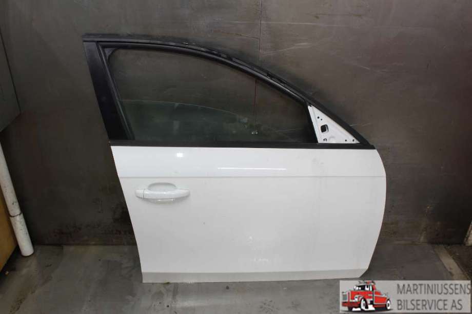 Dør høyre foran til Audi A4, 2007-2014 (Type IV) (B8) (B8) (AUDI|)