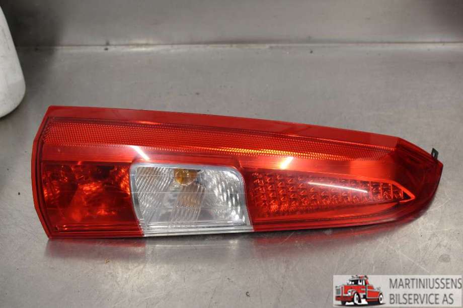Baklykt venstre til Volvo V70, 2005-2007 (Type II, Fase 2)  (VOLVO|)