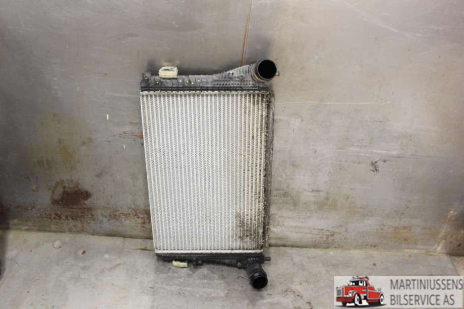 Intercooler til VW Caddy 2010-2015 (Type III, Fase 2)  (VOLKSWAGEN||1K0 145 803CA)