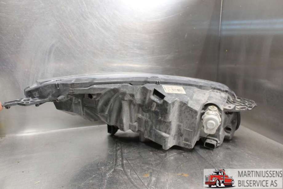Frontlykt venstre halogen til Peugeot 508 2014-2018 (Type I, Fase 2)  (PEUGEOT||98 072 417 80)