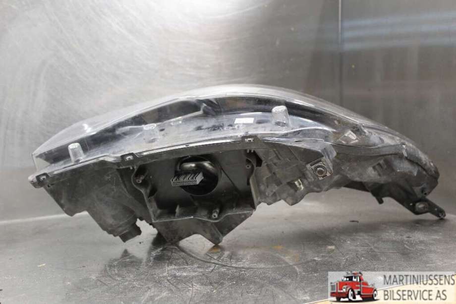 Frontlykt venstre halogen til Peugeot 508 2014-2018 (Type I, Fase 2)  (PEUGEOT||98 072 417 80)