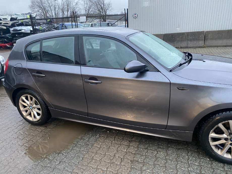 Dør høyre bak til BMW 1-Serie, 2004-2011 (E81/E82/E87/E88) (E81/E82/E87/E88) (BMW|)