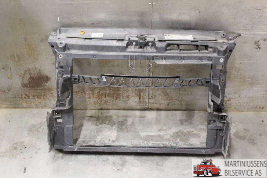 Frontplate til VW Polo 2009-2014 (Type V, Fase 1)  (VOLKSWAGEN||6R0 805 303 C)