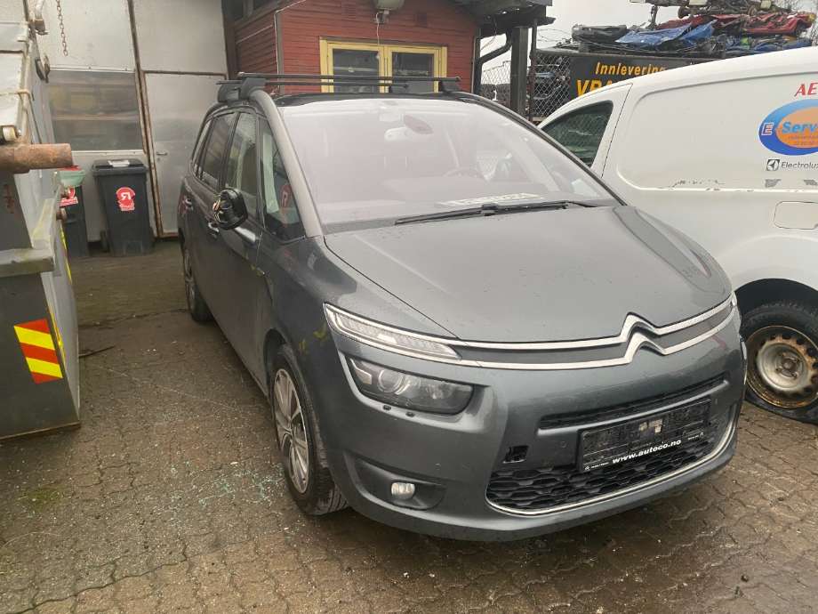 Skjerm høyre foran til Citroën C4, Picasso 2013-2018 (Type II)  (CITROEN|)