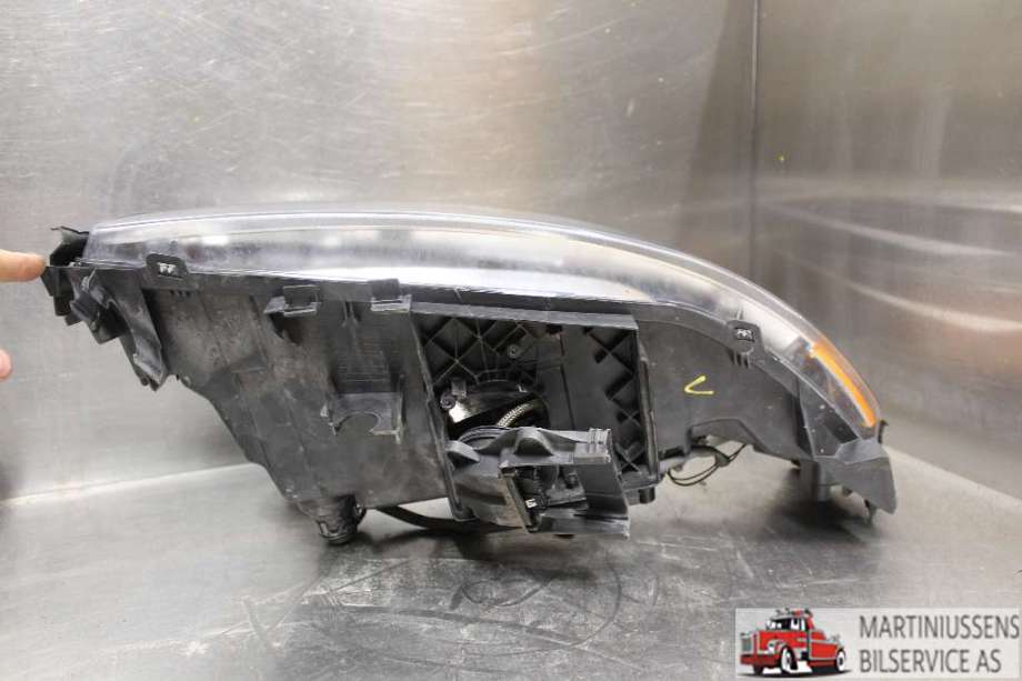 Frontlykt venstre xenon til Volvo S60 2005-2010 (Type I, Fase 2)  (VOLVO||31446844)