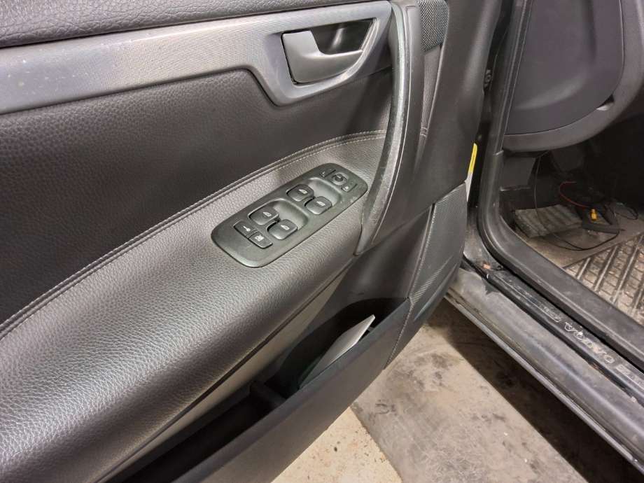 Bryter ruteheis til Volvo V70, 2005-2007 (Type II, Fase 2)  (VOLVO|)