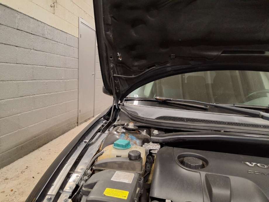 Panserhengsler til Volvo V70, 2005-2007 (Type II, Fase 2)  (VOLVO|)