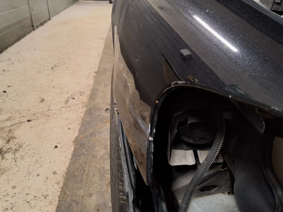 Skjerm høyre foran til Volvo V70 2005-2007 (Type II, Fase 2)  (VOLVO|)