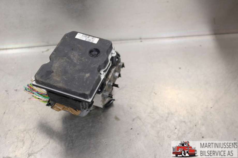ABS sentral til Toyota Land Cruiser 120 2002-2009  (TOYOTA||0 265 951 475)