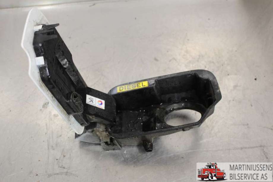 Tanklokk til Peugeot Partner 2008-2015 (Type II, Fase 1)  (PEUGEOT|)