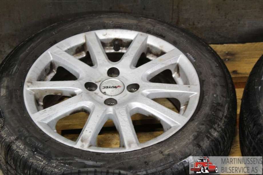 Felgsett aluminium til Toyota Yaris 2009-2011 (Type II, Fase 2)  (TOYOTA|4X100|6X15 ET 40|)