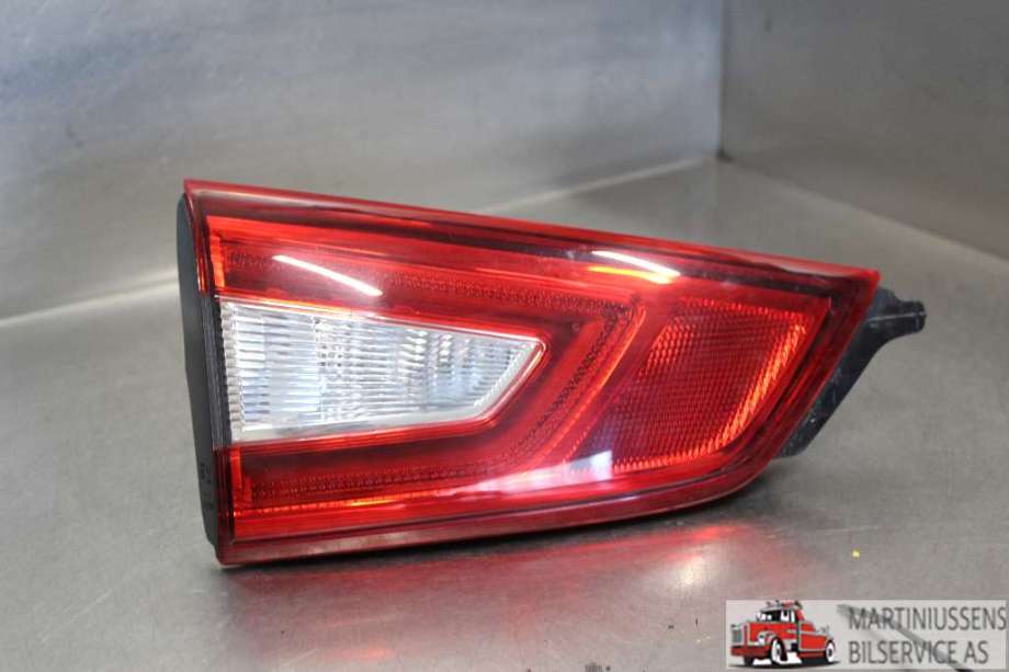 Baklykt venstre indre til Nissan Qashqai 2014-2021 (Type II)  (NISSAN||26555 4EA5A)