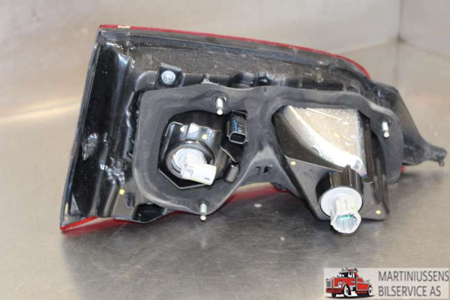 Baklykt venstre indre til Nissan Qashqai 2014-2021 (Type II)  (NISSAN||26555 4EA5A)