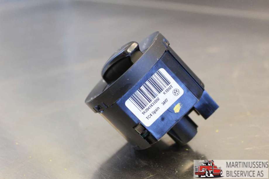 Bryter lys til VW Caddy 2015-2020 (Type III, Fase 3)  (VOLKSWAGEN|1K0941431BM|)