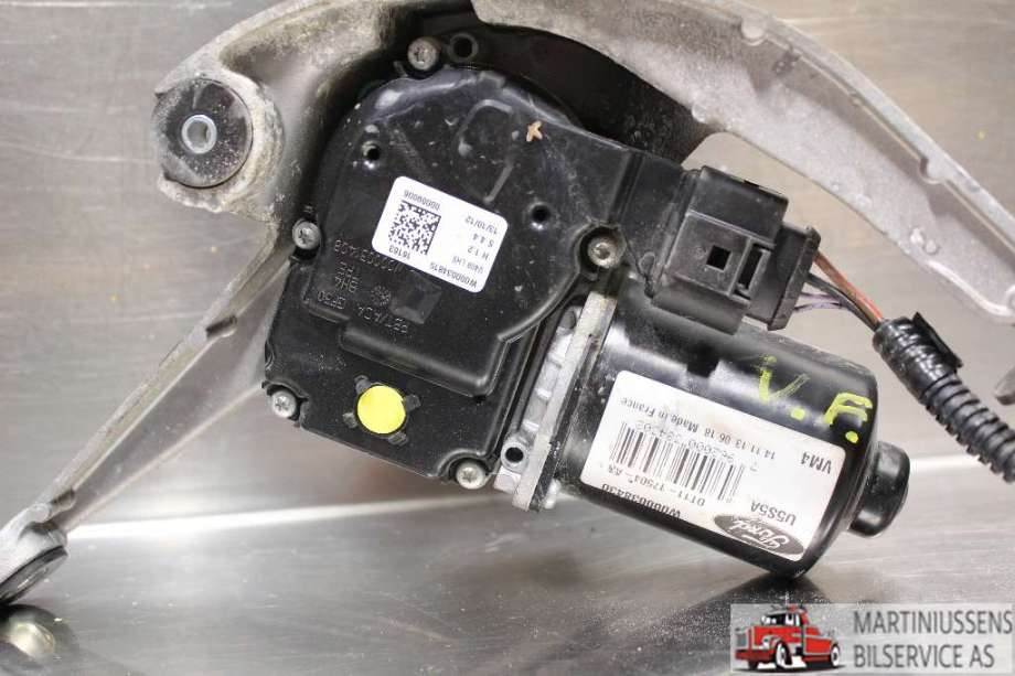 Viskermotor frontrute til Ford Transit Connect 2013-2018 Type II, Fase 1  (FORD|U5S5A|)