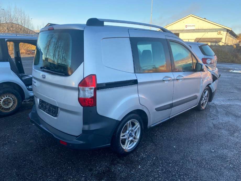 Støtfanger bak til Ford Transit Courier, 2014-2018 (Type I, Fase 1)  (FORD|)