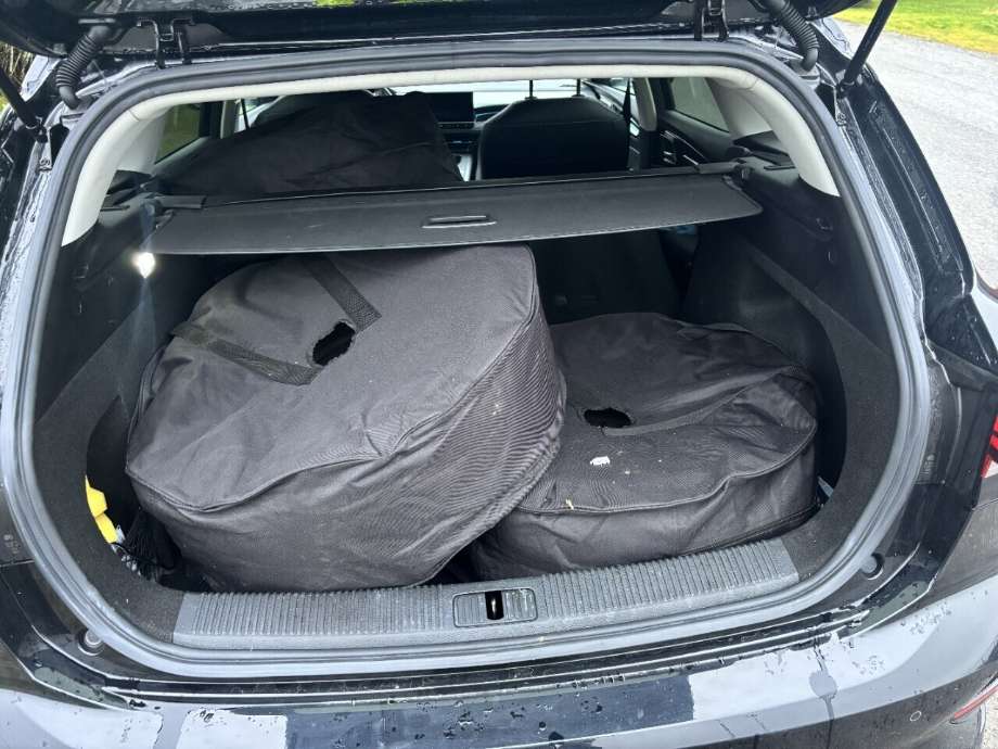 Bagasjerom rollon til MG MG5, 2022-->>  (MG|)
