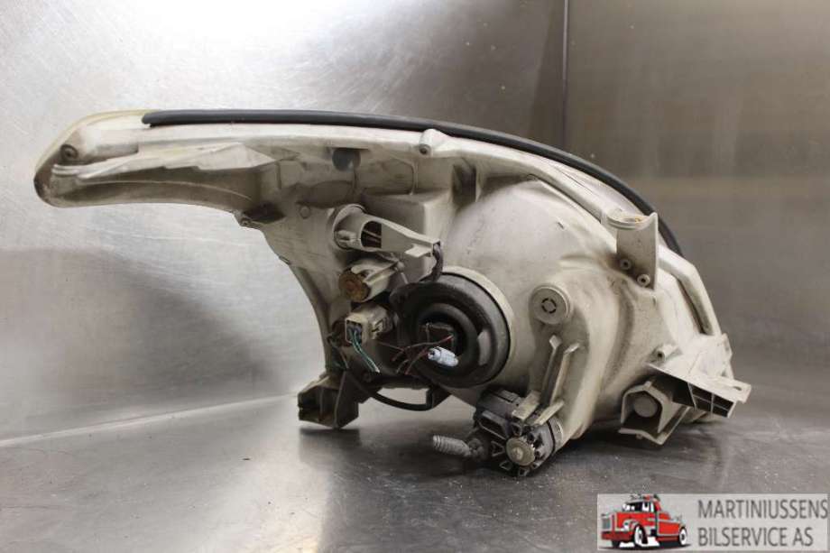 Frontlykt venstre halogen til Toyota Land Cruiser 120 2002-2009 (TOYOTA|)