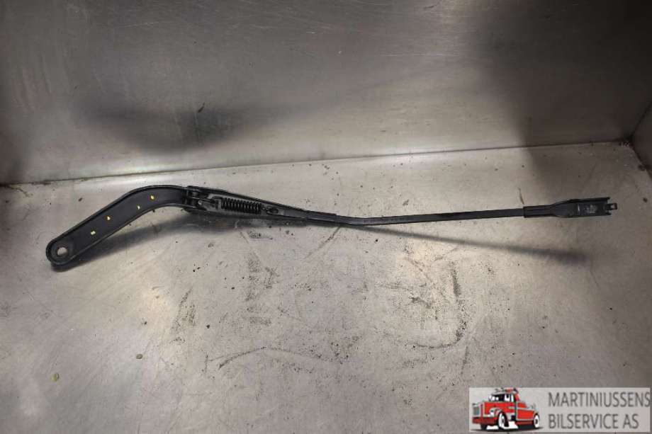 Viskerarmer frontrute til BMW 1-Serie 2004-2011 (E81/E82/E87/E88) (E81/E82/E87/E88) (BMW||61.61-7 169 972)