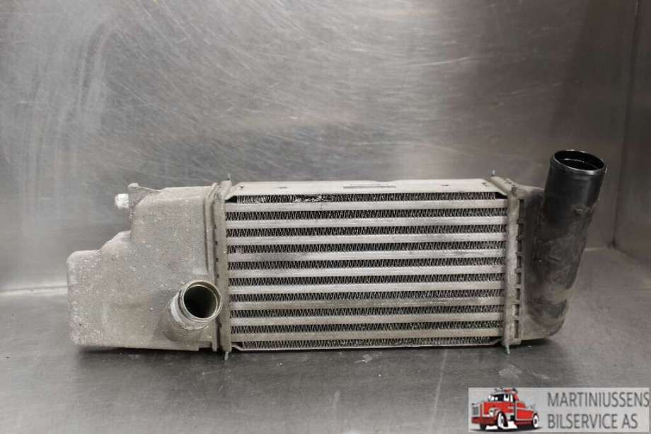Intercooler til Toyota Auris, 2010-2012 (Type I, Fase 2)  (TOYOTA|)