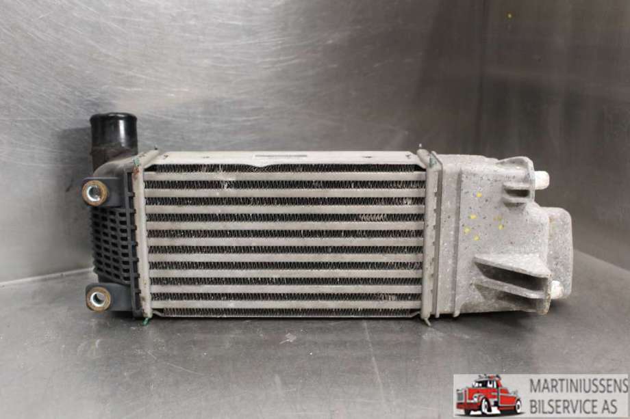 Intercooler til Toyota Auris 2010-2012 (Type I, Fase 2)  (TOYOTA||JD127100-5350)