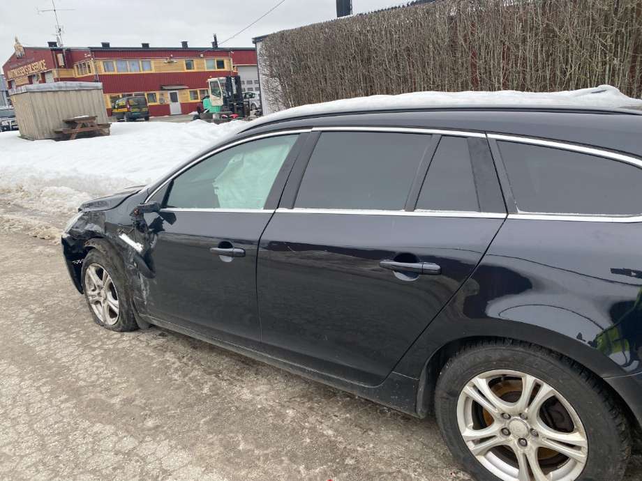Dør venstre bak til Volvo V60, 2010-2013 (Type I, Fase 1)  (VOLVO|)