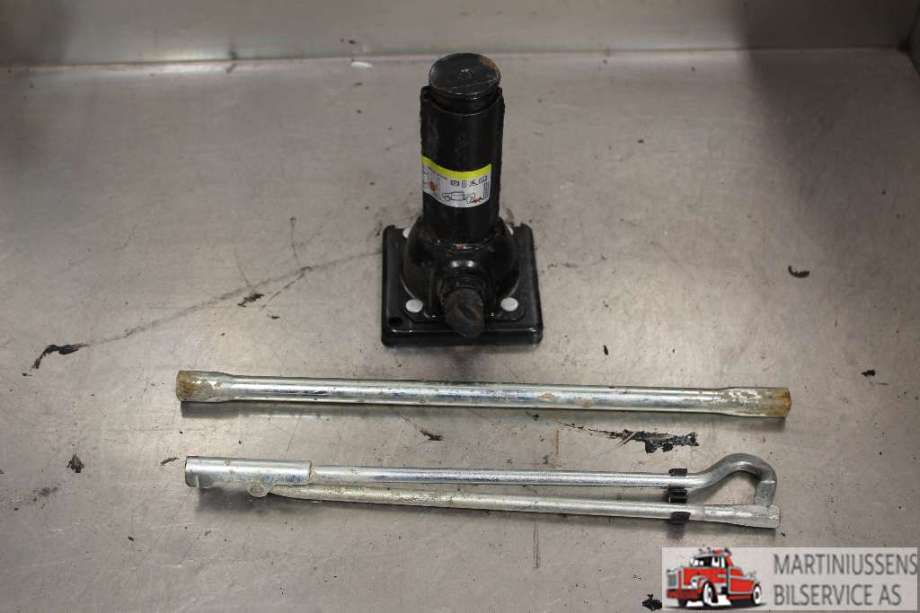 Jekk original til VW Amarok, 2016-2022 (Type I, Fase 2)  (VOLKSWAGEN|)