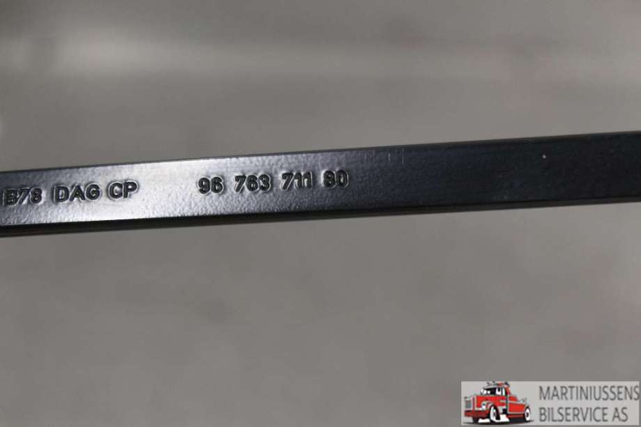 Viskerarmer frontrute til Citroën C4, Picasso 2013-2018 (Type II)  (CITROEN||96 763 711 80)